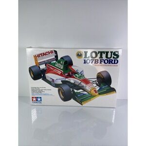 Tamiya | 1:20 | 1993 Lotus 107B Ford | Formula 1 Car | Factory Packed & Sealed